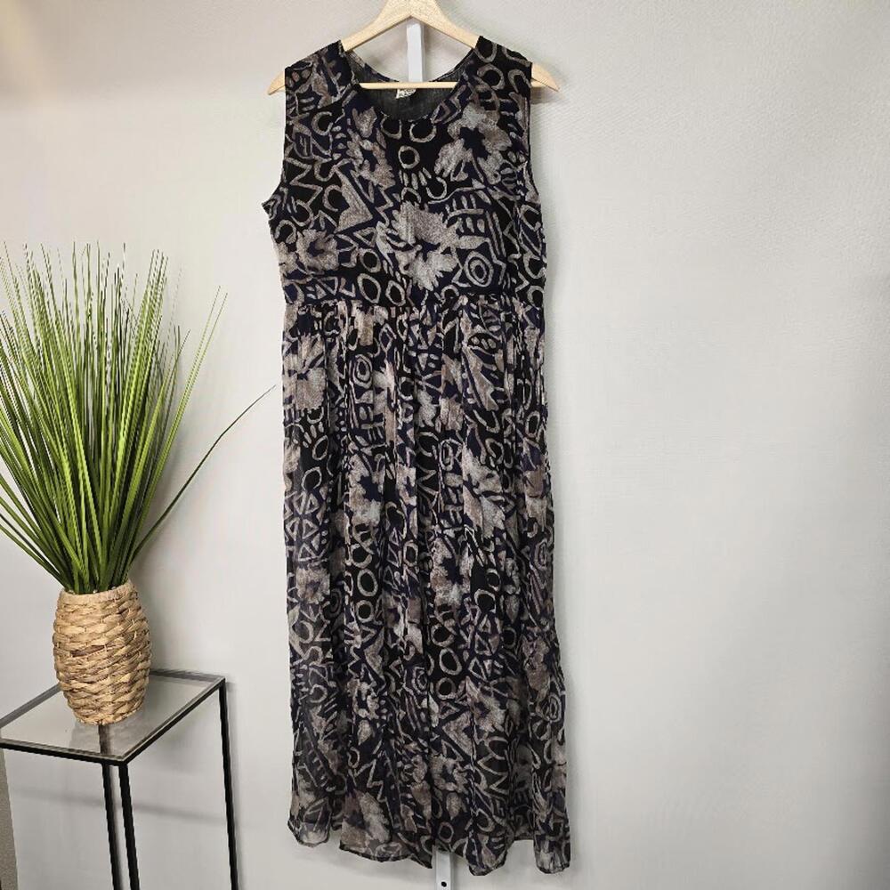 Sleeveless Black & Taupe Patterned Maxi Dress